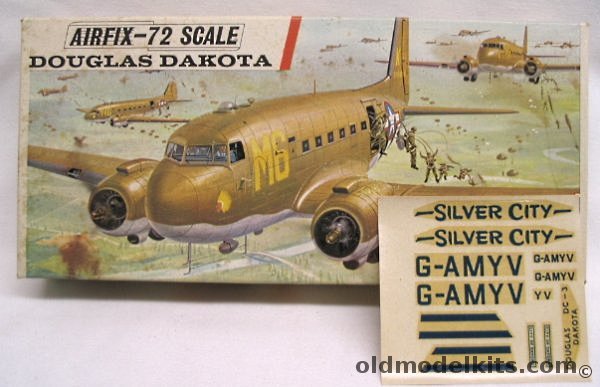 Airfix 1/72 Douglas DC-3 C-47 Dakota - Silver City Or USAF, 483 plastic model kit